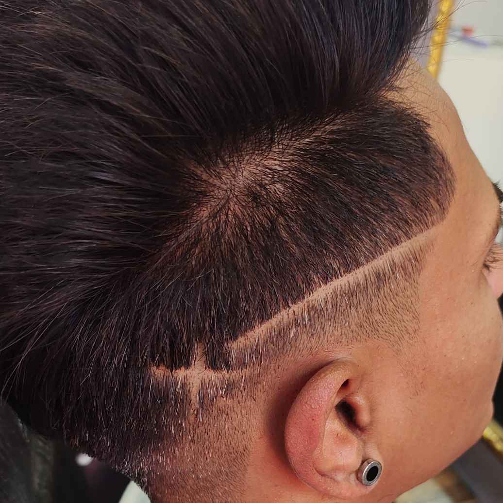 hair cutting - House_of_hair