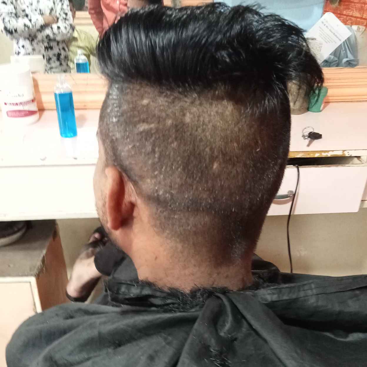 Hair cutting - Balaji gents parlour